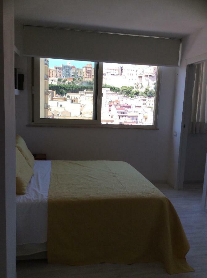 Sky And Sea Apartment Cagliari Exterior photo